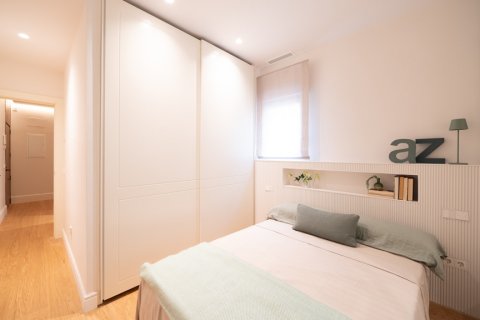 Lägenhet till salu Madrid, Spanien 2 sovrum, 104 kvm. Nr. 117874 - foto 14