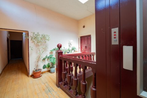 Продажа квартиры в Мадрид, Испания 1 спальня, 56м2 №117877 - фото 26