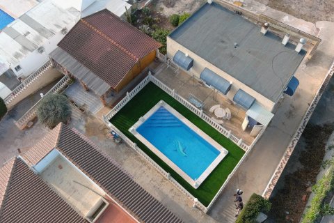 Huvila myytävänä Albatera, Alicante, Espanja, 7 makuuhuonetta, 300 m2 No. 116329 - kuva 3