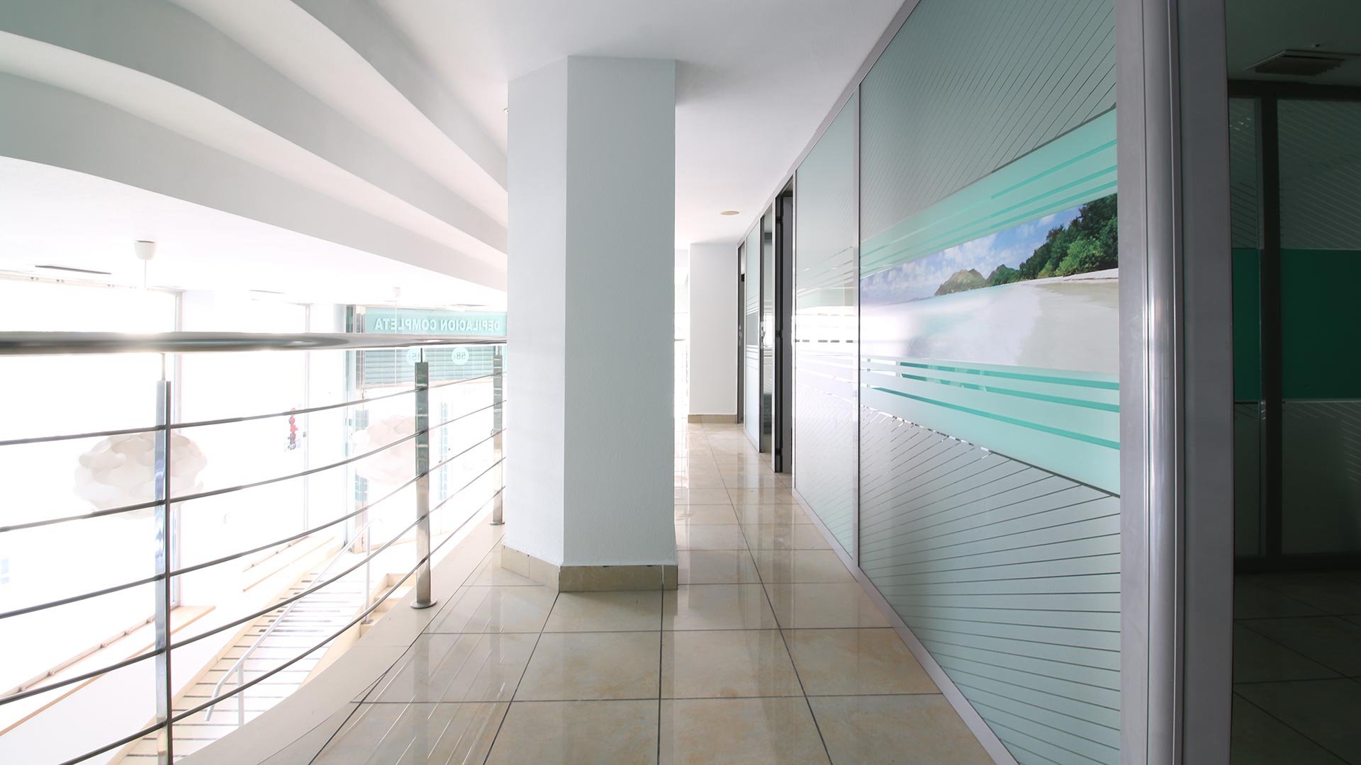 Propiedad comercial en Torrevieja, Alicante, España 220 m2 No. 101528