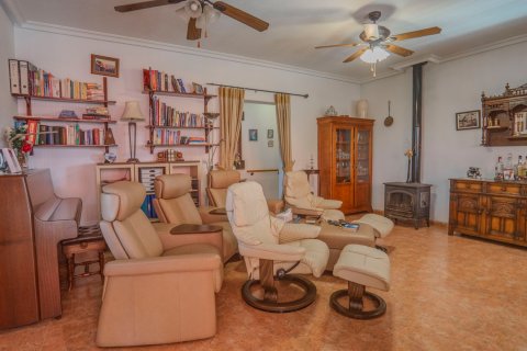 Продажа финки Ориуэла, Аликанте, Испания 3 спальни, 110м2 №116250 - фото 8