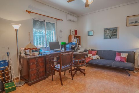 Продажа финки Ориуэла, Аликанте, Испания 3 спальни, 110м2 №116250 - фото 19
