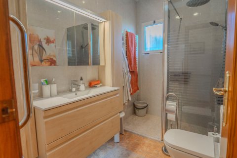 Продажа финки Ориуэла, Аликанте, Испания 3 спальни, 110м2 №116250 - фото 22