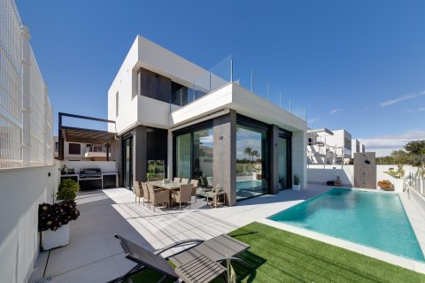 Villa in Pilar de la Horadada, Alicante, Spanien 3 Schlafzimmer, 130 m2 Nr. 99279