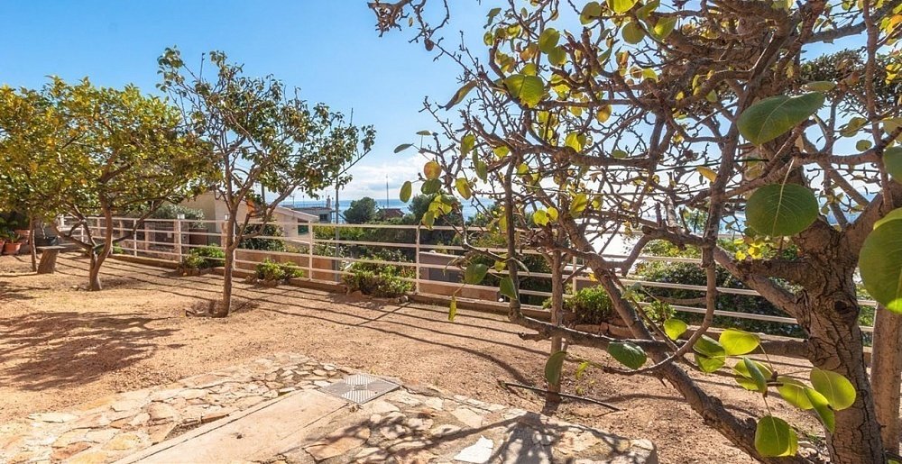 Hus i Blanes, Girona, Spanien 4 sovrum, 150 kvm. Nr. 22493
