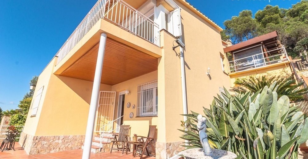 Hus i Blanes, Girona, Spanien 4 sovrum, 150 kvm. Nr. 22493