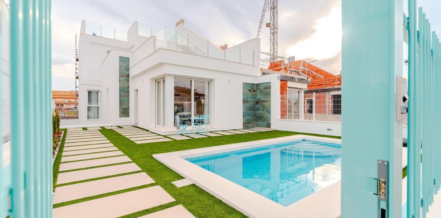 Villa in Los Alcazares, Murcia, Spanien 3 Schlafzimmer, 232 m2 Nr. 112801