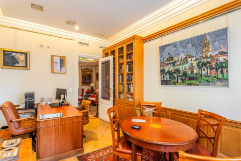 Apartment à vendre Madrid, Espagne, 4 chambres, 240.39 m2 No. 107787 - photo 15