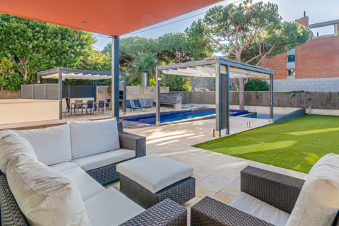 Hus till salu Gava, Barcelona, Spanien 6 sovrum, 450 kvm. Nr. 22988 - foto 6