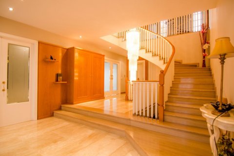 House for sale Castelldefels, Barcelona, Spain 4 bedrooms, 600 sq.m. No. 22838 - photo 11