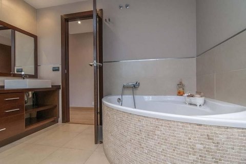 House for sale Castelldefels, Barcelona, Spain 4 bedrooms, 368 sq.m. No. 22995 - photo 11