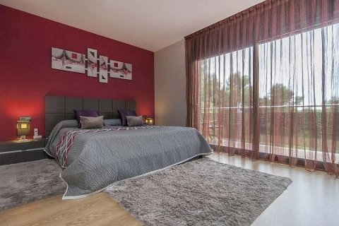 House for sale Castelldefels, Barcelona, Spain 4 bedrooms, 368 sq.m. No. 22995 - photo 10