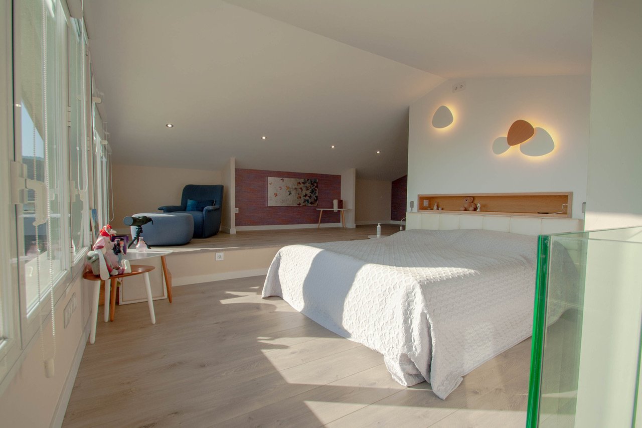 Talo Castelldefels, Barcelona, Espanja 4 makuuhuonetta, 312 m2 No. 22993