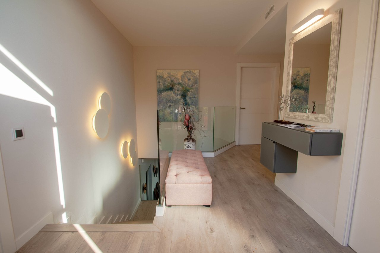 Talo Castelldefels, Barcelona, Espanja 4 makuuhuonetta, 312 m2 No. 22993
