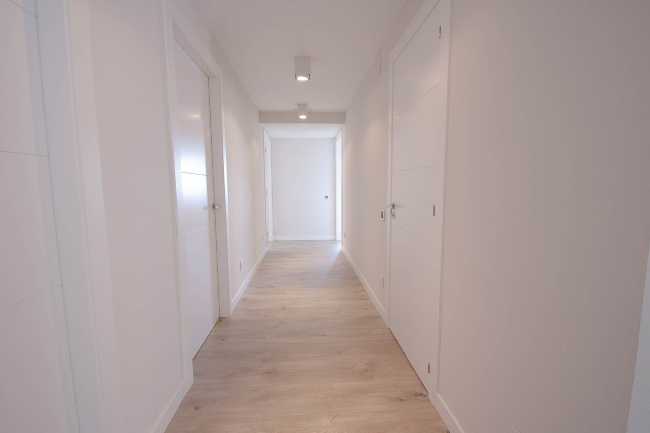 Talo Castelldefels, Barcelona, Espanja 4 makuuhuonetta, 312 m2 No. 22993