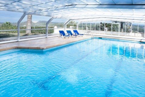 House for sale Canyelles, Girona, Spain 6 bedrooms, 757 sq.m. No. 21589 - photo 1