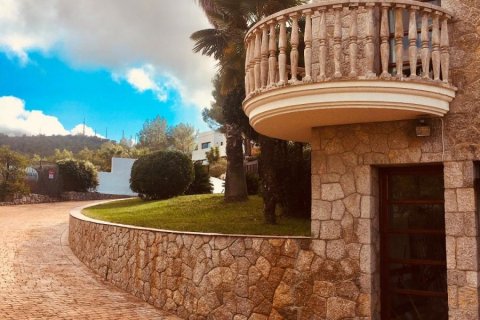 House for sale Canyelles, Girona, Spain 6 bedrooms, 757 sq.m. No. 21589 - photo 2