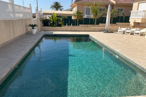 Villa en venta Benijófar, Alicante, España 3 dormitorios, 150 m2 No. 115529 - foto 2