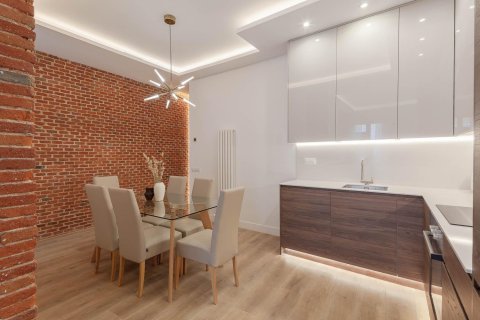 Apartment for sale Madrid, Spain 3 bedrooms, 94 sq.m. No. 87212 - photo 4