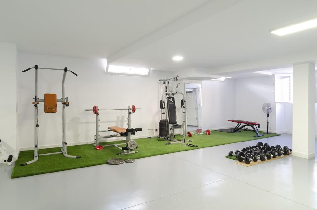 Hus i Santa Pola, Alicante, Spanien 4 sovrum, 365 kvm. Nr. 95649