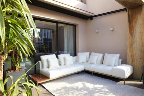 Apartment for sale Barcelona, Spain 3 bedrooms, 250 sq.m. No. 102453 - photo 5