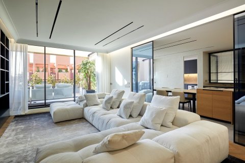 Apartment for sale Barcelona, Spain 3 bedrooms, 250 sq.m. No. 102453 - photo 7
