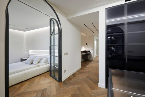 Apartment for sale Barcelona, Spain 3 bedrooms, 250 sq.m. No. 102453 - photo 18