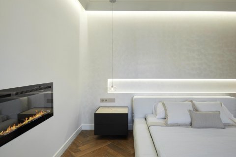 Apartment for sale Barcelona, Spain 3 bedrooms, 250 sq.m. No. 102453 - photo 15
