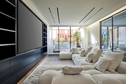 Apartment for sale Barcelona, Spain 3 bedrooms, 250 sq.m. No. 102453 - photo 2