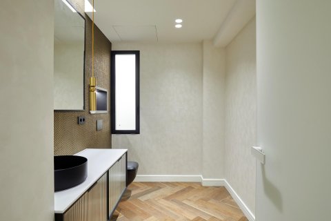 Apartment for sale Barcelona, Spain 3 bedrooms, 250 sq.m. No. 102453 - photo 26