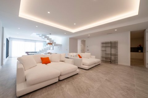 Hus till salu Benidorm, Alicante, Spanien 4 sovrum, 450 kvm. Nr. 113611 - foto 6