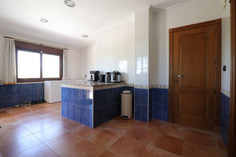 Finca for sale Cox, Alicante, Spain 6 bedrooms, 514 sq.m. No. 117739 - photo 10