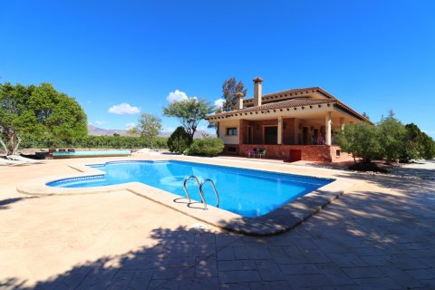 Finca for sale Cox, Alicante, Spain 6 bedrooms, 514 sq.m. No. 117739 - photo 1