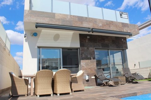 Villa for sale Alicante, Spain 4 bedrooms, 157 sq.m. No. 117744 - photo 1