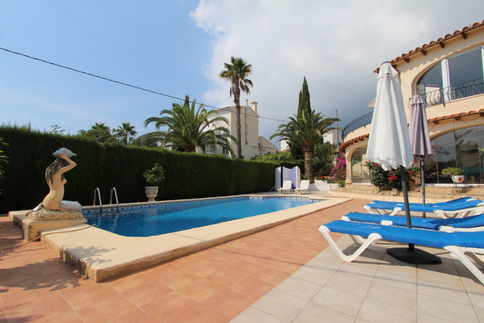 Villa à Calpe, Alicante, Espagne 5 chambres, 295 m2 No. 97589