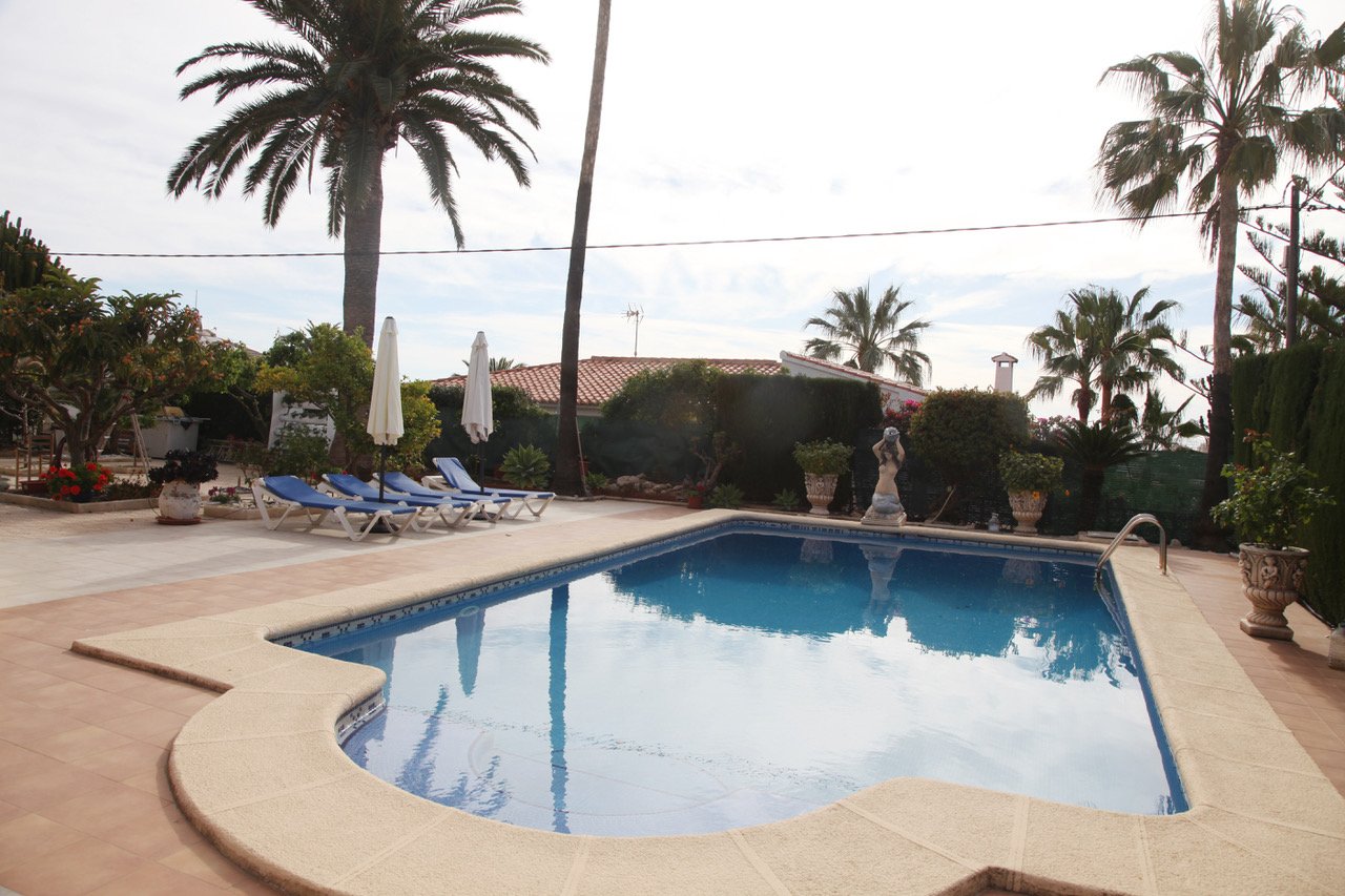 Villa à Calpe, Alicante, Espagne 5 chambres, 295 m2 No. 97589