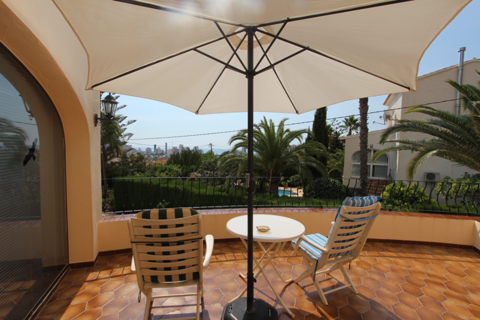 Villa à Calpe, Alicante, Espagne 5 chambres, 295 m2 No. 97589