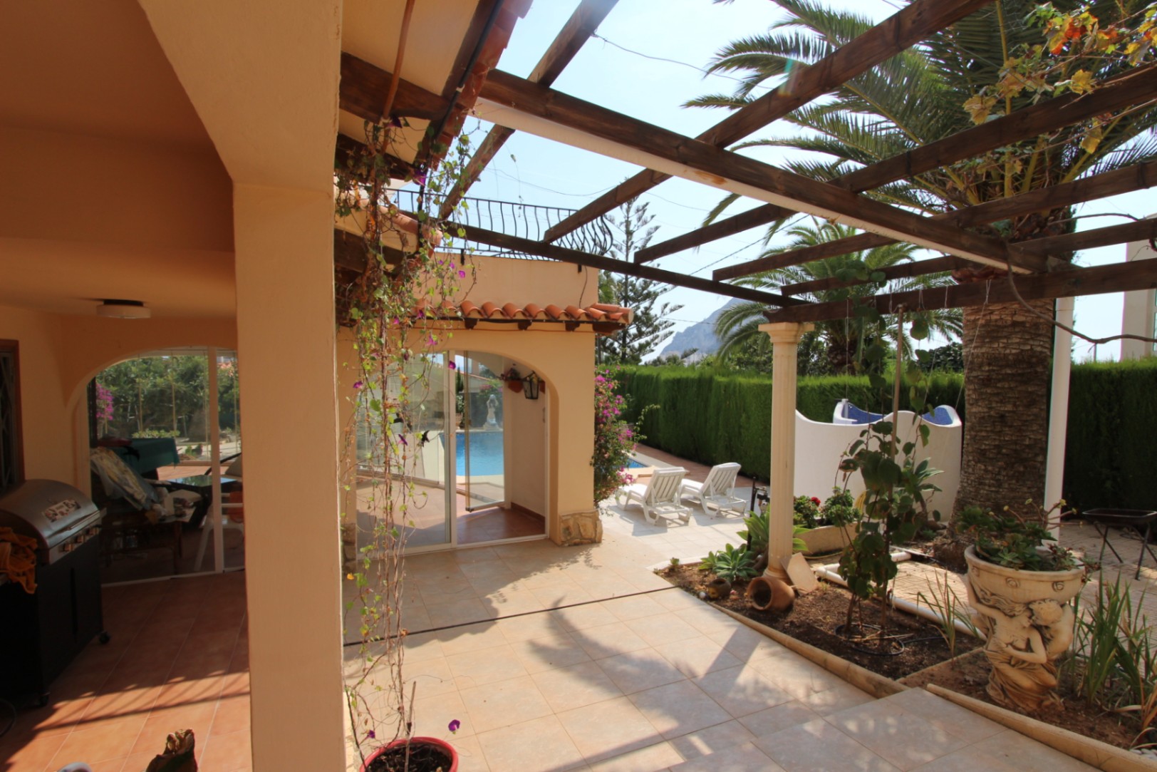 Villa à Calpe, Alicante, Espagne 5 chambres, 295 m2 No. 97589