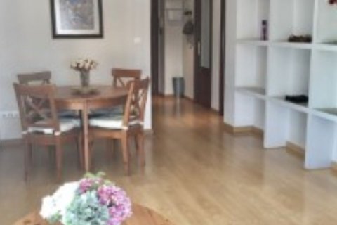 Аренда квартиры Севилья, Испания 3 спальни, 85м2 №116437 - фото 2