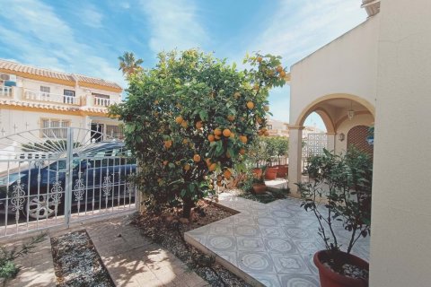 Rindu māja pārdošanā Alicante, Spānijā 3 istabas,  Nr. 116215 - attēls 13
