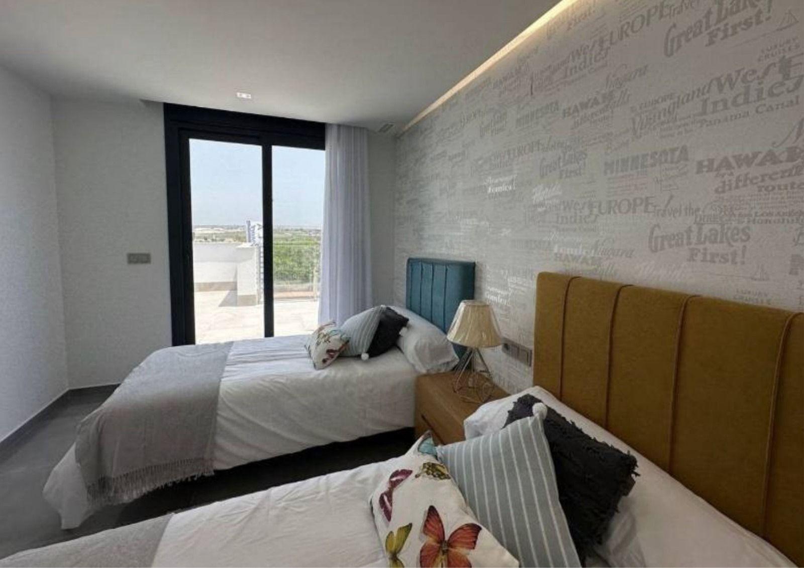 Huvila Los Balcones, Alicante, Espanja 3 makuuhuonetta, 90 m2 No. 116216