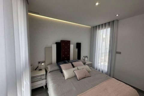Villa till salu Los Balcones, Alicante, Spanien 3 sovrum, 90 kvm. Nr. 116216 - foto 14