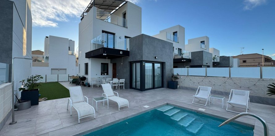 Villa Los Balcones, Alicante, Spanien 3 sovrum, 90 kvm. Nr. 116216