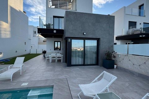 Villa till salu Los Balcones, Alicante, Spanien 3 sovrum, 90 kvm. Nr. 116216 - foto 8