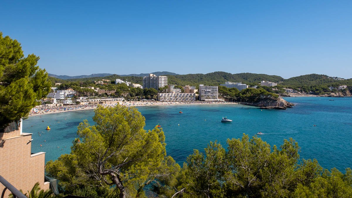 Villa en Cala Fornells, Mallorca, España 6 dormitorios, 522 m2 No. 84042