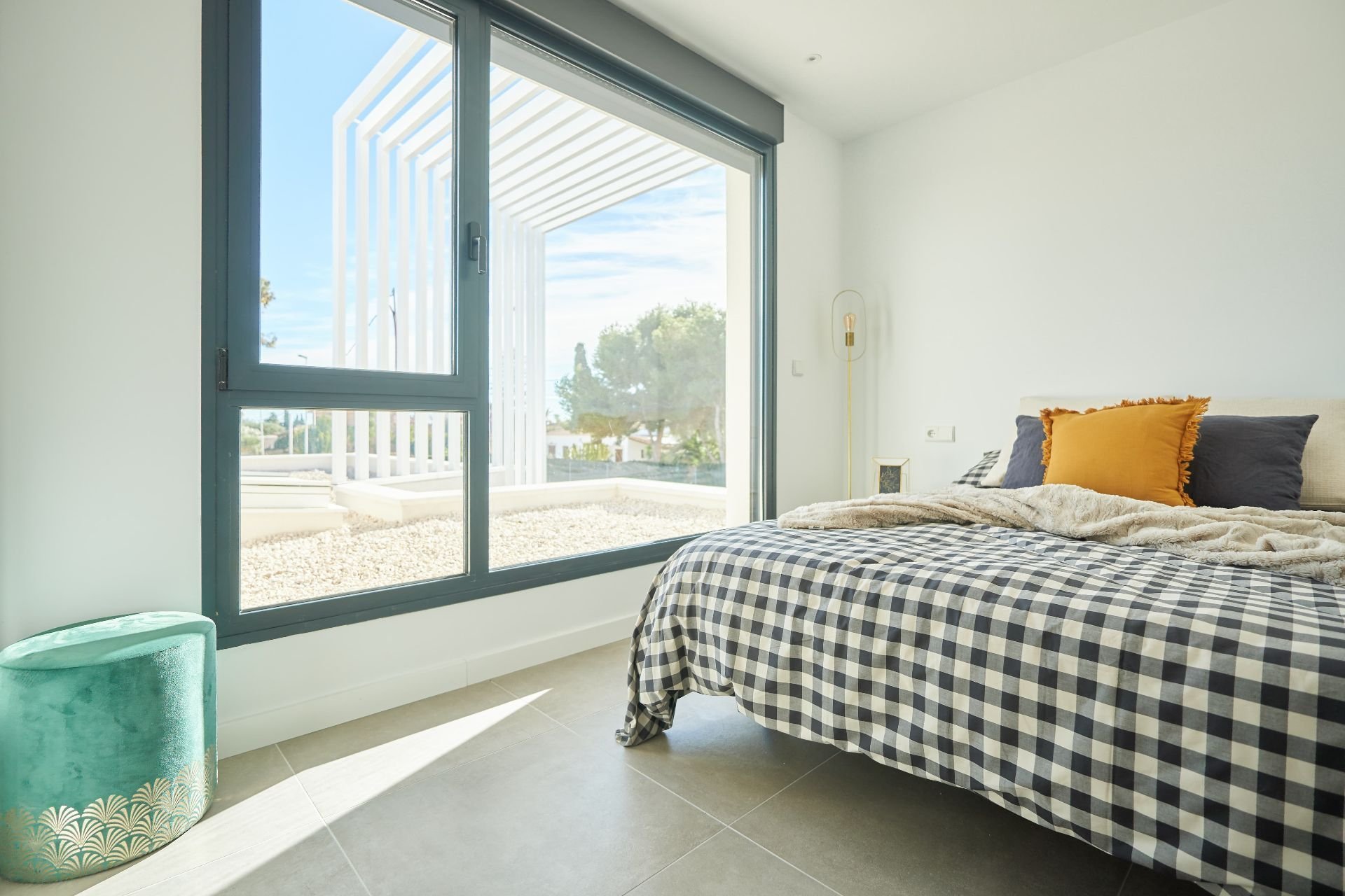 Talo Alicante, Espanja 4 makuuhuonetta, 251 m2 No. 95344