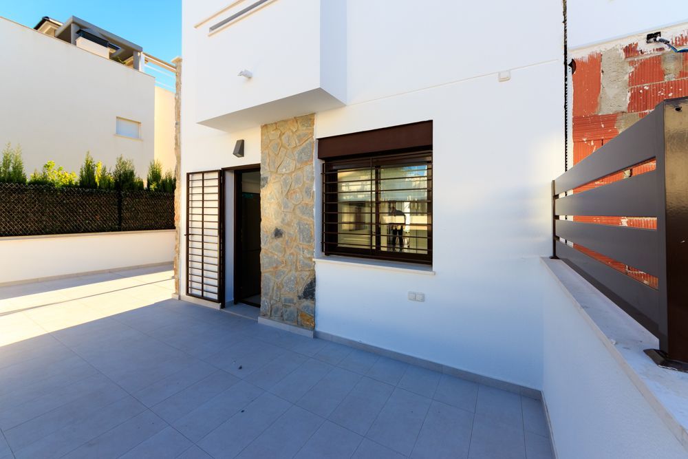 House à Orihuela, Alicante, Espagne 3 chambres, 84 m2 No. 95346