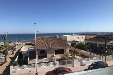 Villa à vendre Torrevieja, Alicante, Espagne, 4 chambres, 310 m2 No. 111486 - photo 3