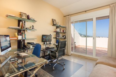 Apartament Nueva Andalucia, Malaga, Hiszpania 3 sypialnie, 192 mkw. nr 21550 – zdjęcie 10
