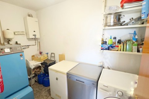 House for sale Lloret de Mar, Girona, Spain 3 bedrooms, 164 sq.m. No. 93252 - photo 15